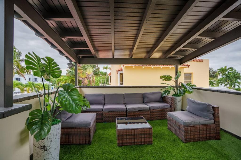 New! Miami & Calle Ocho Simpson'S Funhouse! Luaran gambar